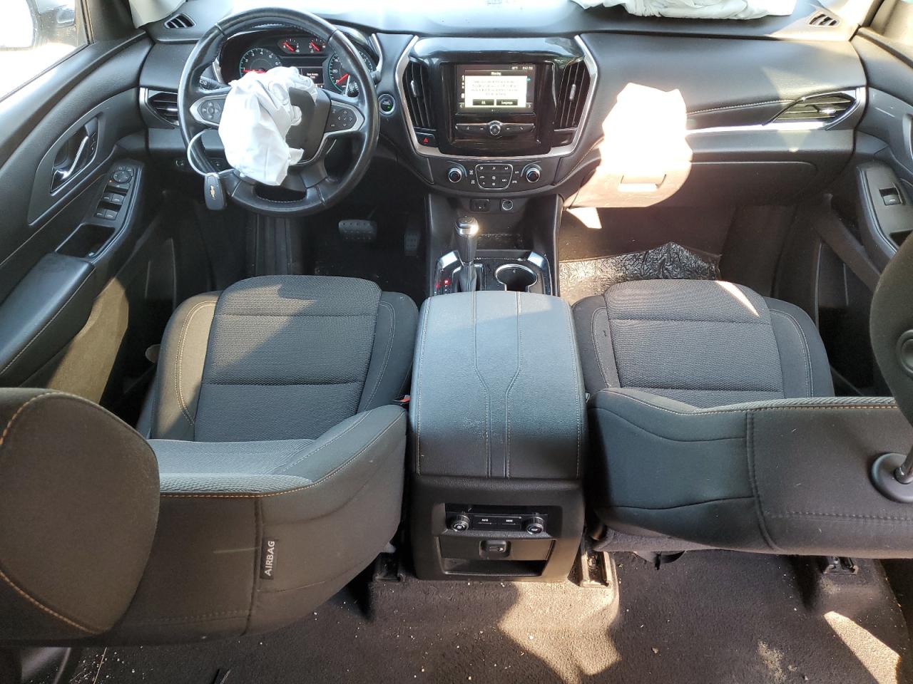 Photo 7 VIN: 1GNERGKW4KJ118207 - CHEVROLET TRAVERSE 