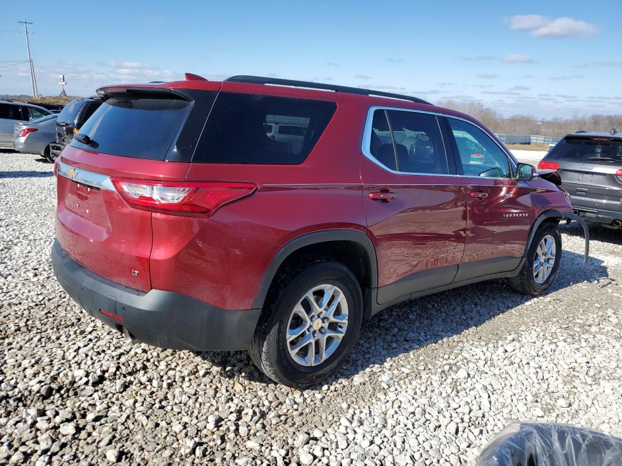 Photo 2 VIN: 1GNERGKW4KJ214855 - CHEVROLET TRAVERSE 