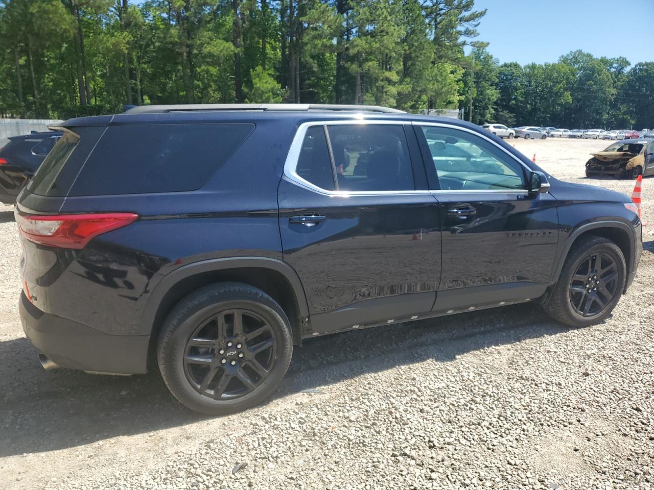 Photo 2 VIN: 1GNERGKW4LJ107709 - CHEVROLET TRAVERSE 