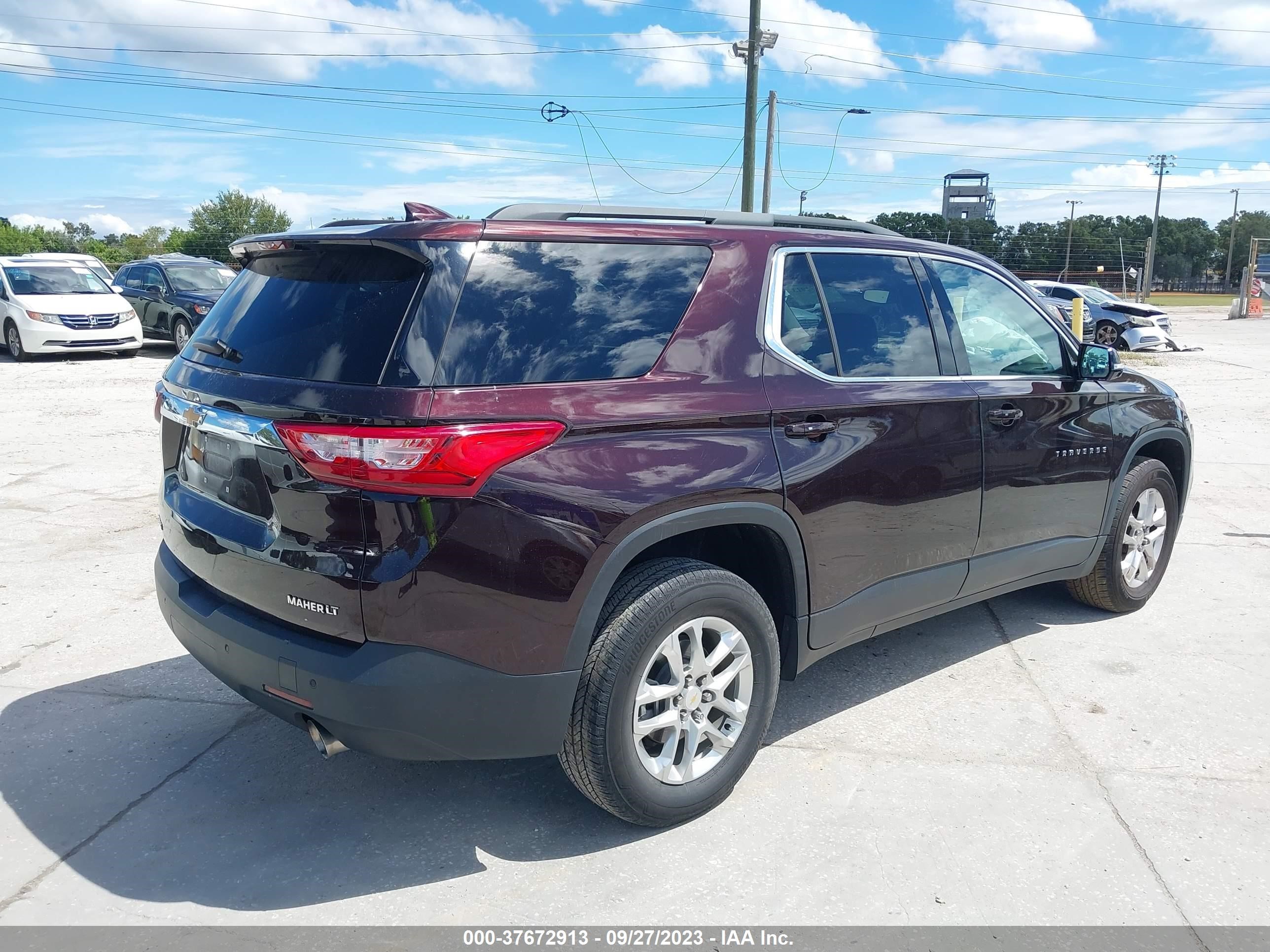 Photo 3 VIN: 1GNERGKW4LJ221340 - CHEVROLET TRAVERSE 