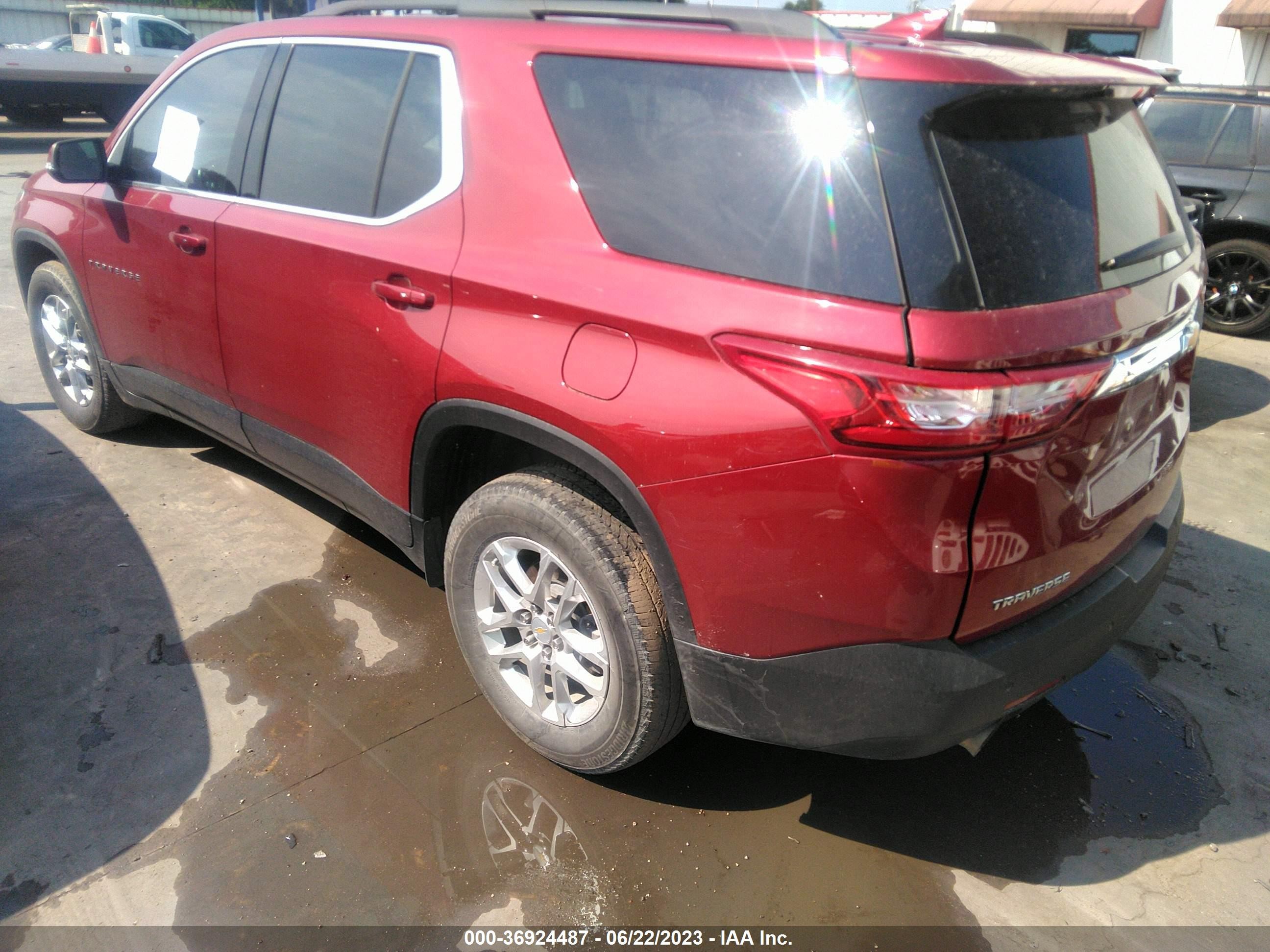 Photo 2 VIN: 1GNERGKW4MJ180063 - CHEVROLET TRAVERSE 