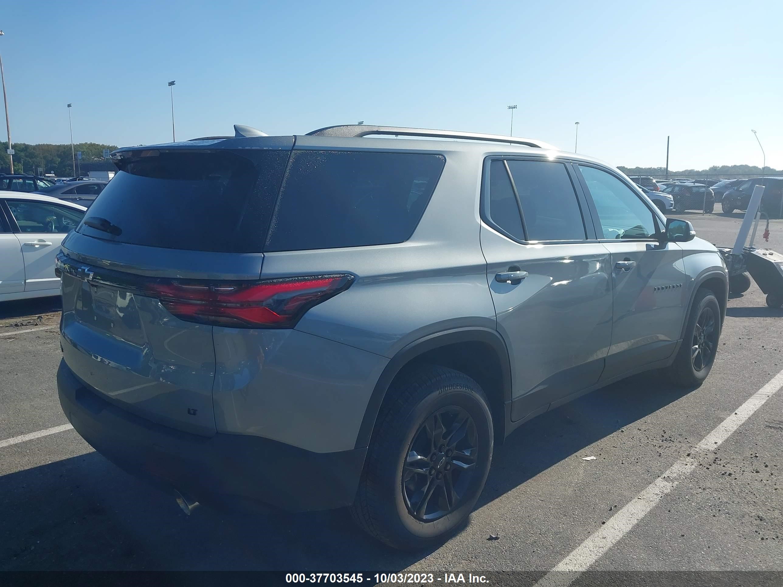 Photo 3 VIN: 1GNERGKW4PJ243716 - CHEVROLET TRAVERSE 