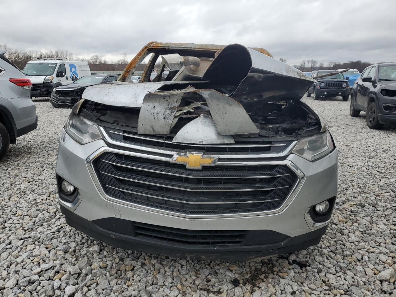 Photo 4 VIN: 1GNERGKW5KJ310560 - CHEVROLET TRAVERSE 