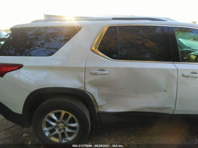 Photo 5 VIN: 1GNERGKW6JJ180299 - CHEVROLET TRAVERSE 