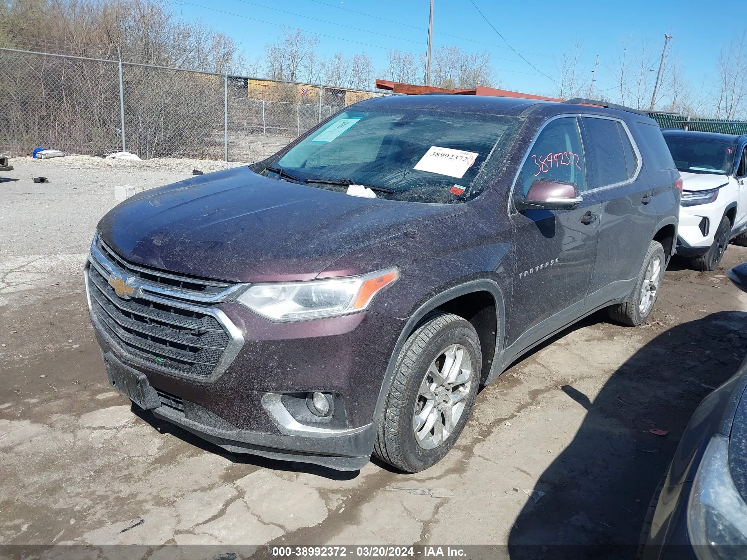 Photo 1 VIN: 1GNERGKW6KJ144257 - CHEVROLET TRAVERSE 