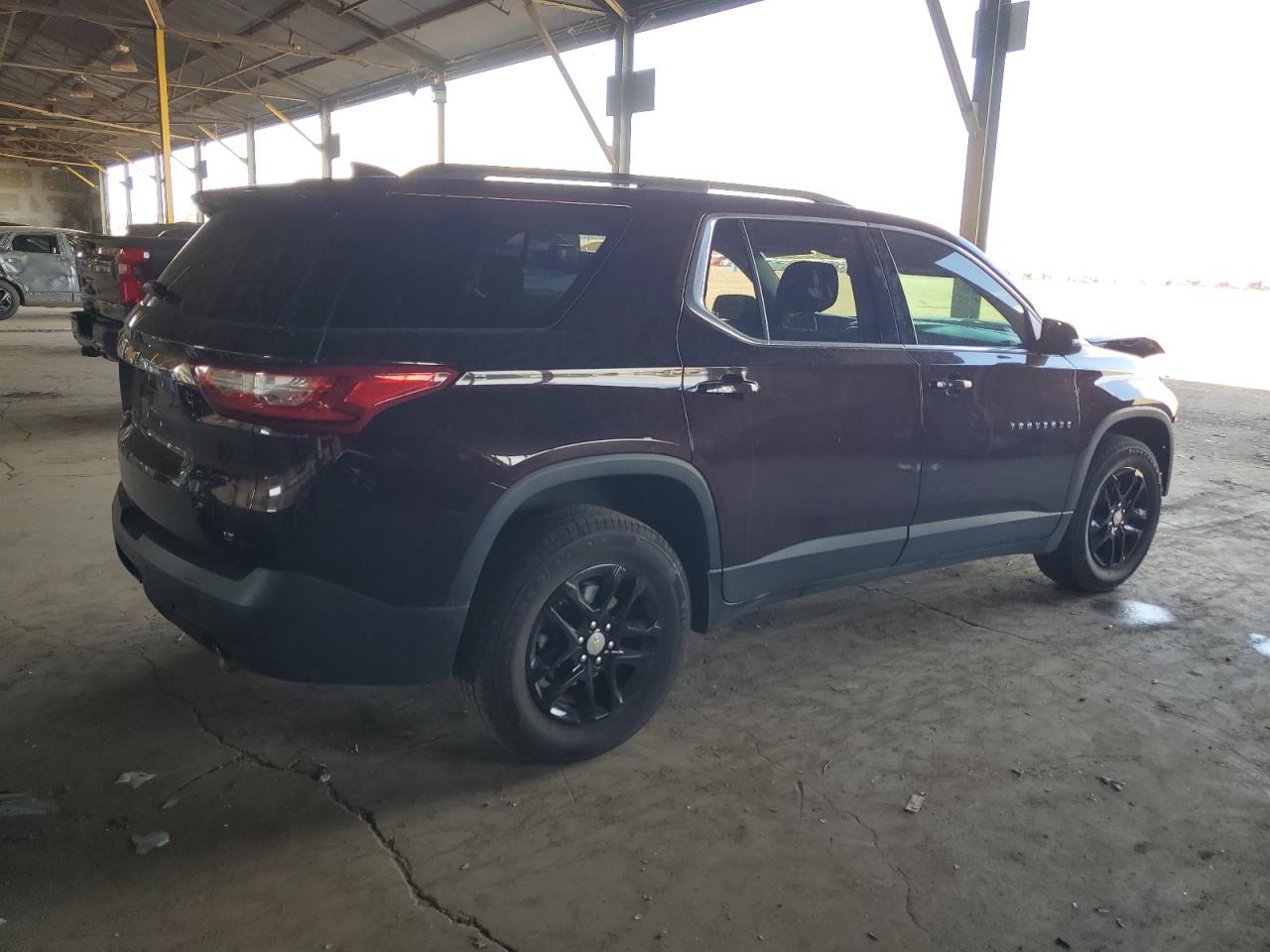 Photo 2 VIN: 1GNERGKW6MJ133987 - CHEVROLET TRAVERSE 