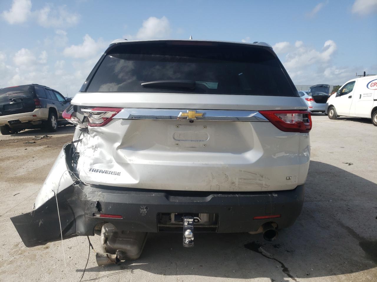 Photo 5 VIN: 1GNERGKW7KJ297424 - CHEVROLET TRAVERSE 