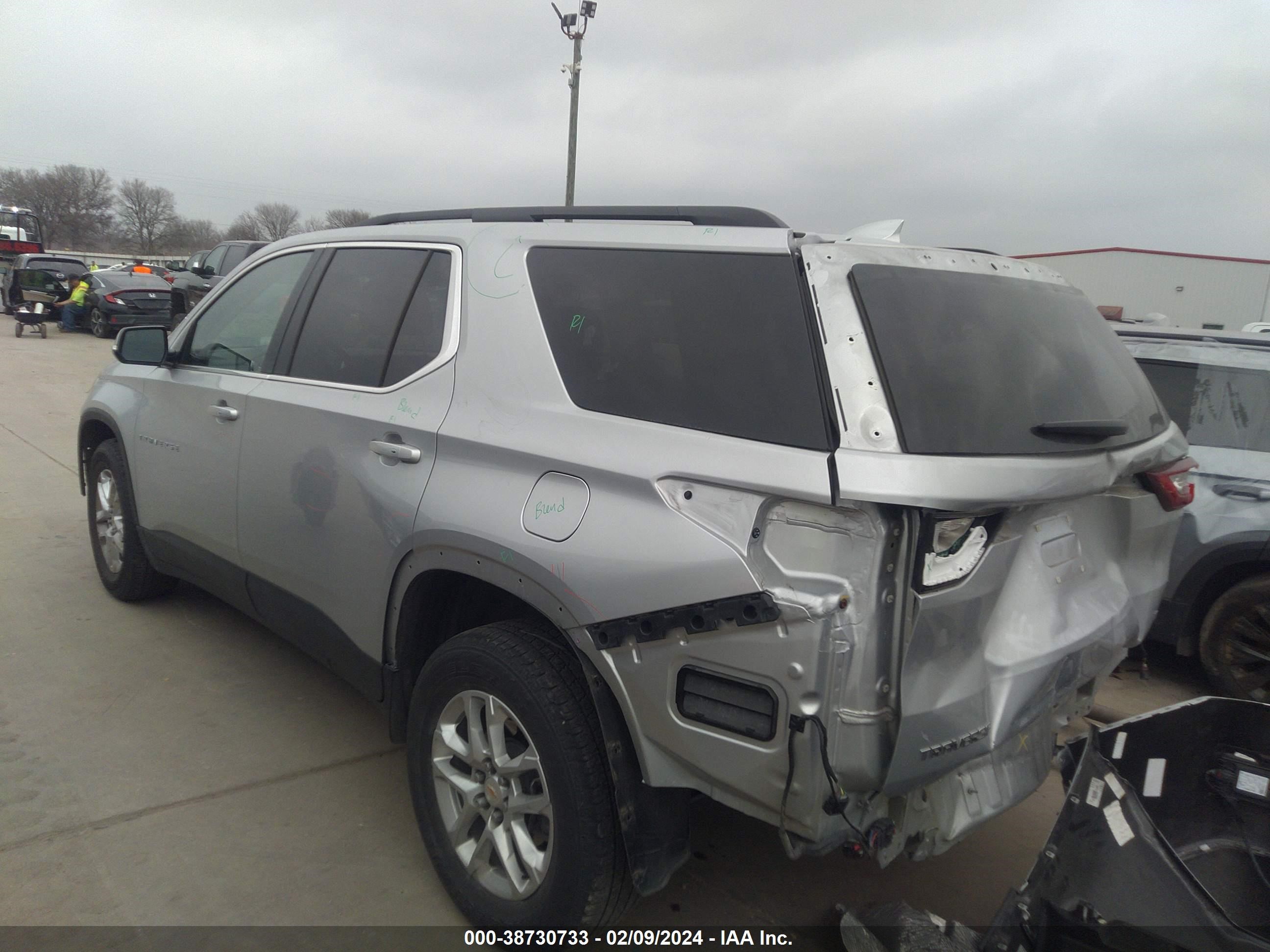 Photo 2 VIN: 1GNERGKW7LJ101578 - CHEVROLET TRAVERSE 