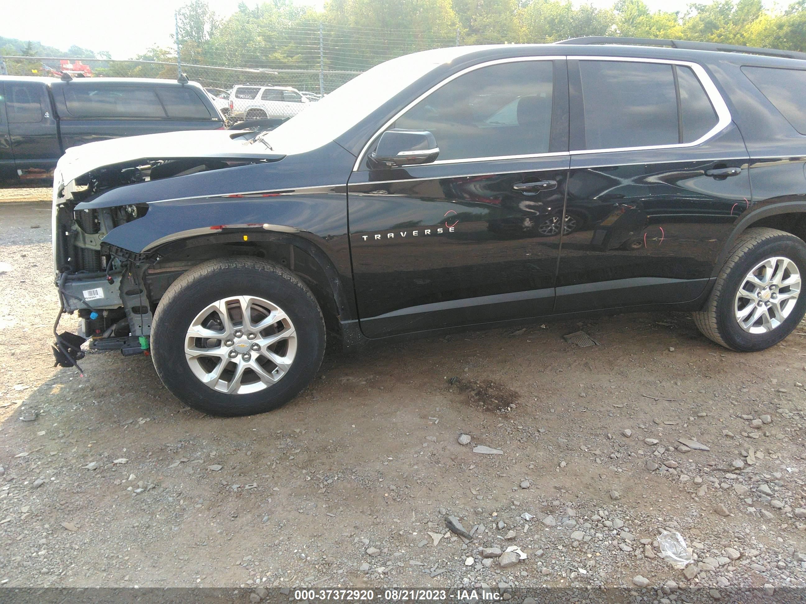 Photo 1 VIN: 1GNERGKW7LJ137013 - CHEVROLET TRAVERSE 