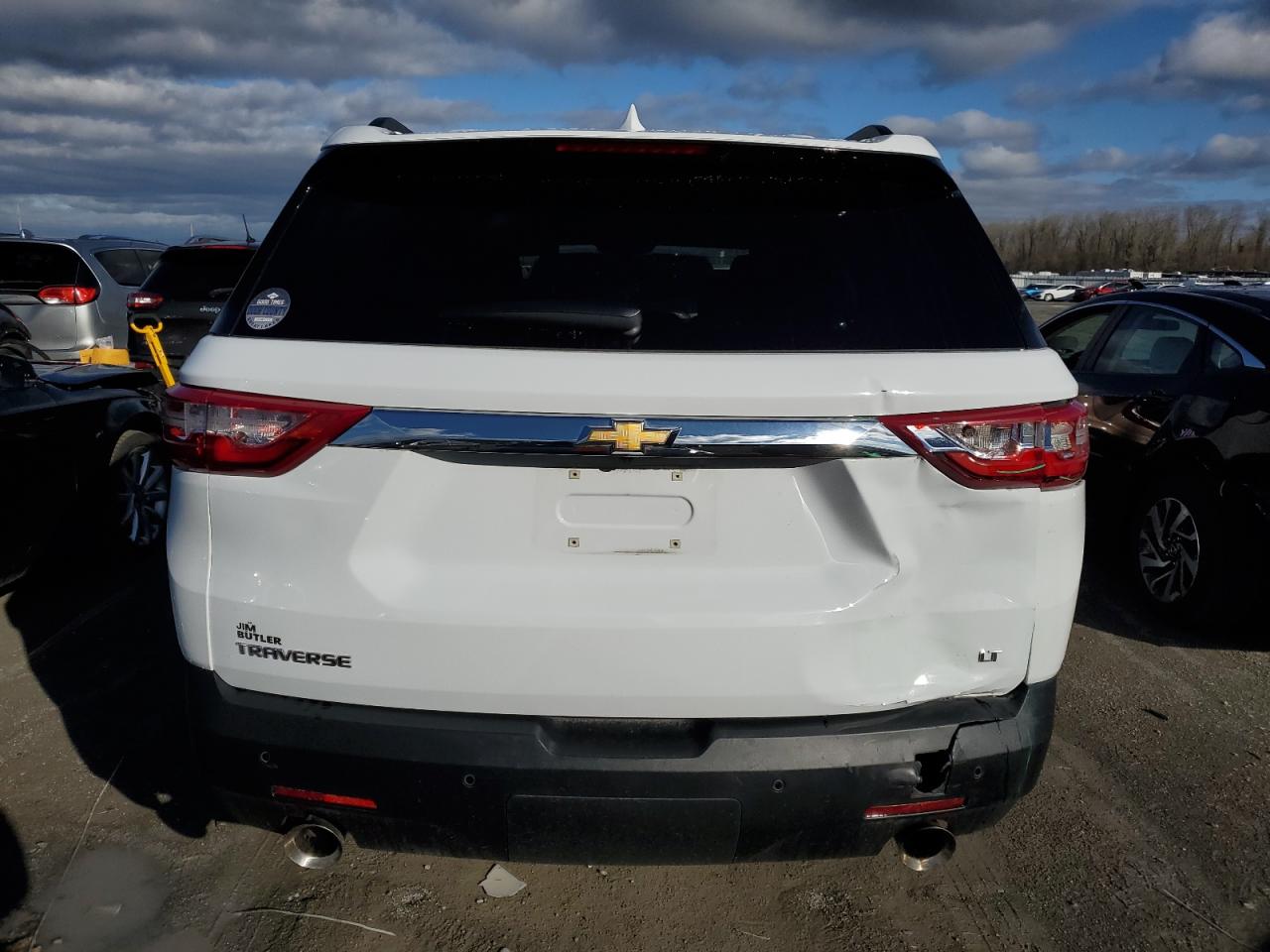 Photo 5 VIN: 1GNERGKW8KJ137519 - CHEVROLET TRAVERSE 