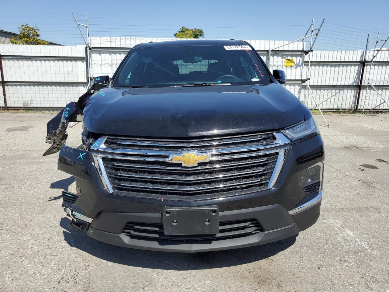 Photo 4 VIN: 1GNERGKW8PJ324993 - CHEVROLET TRAVERSE 