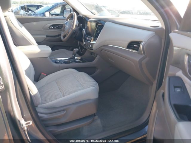 Photo 4 VIN: 1GNERGKW9JJ206801 - CHEVROLET TRAVERSE 