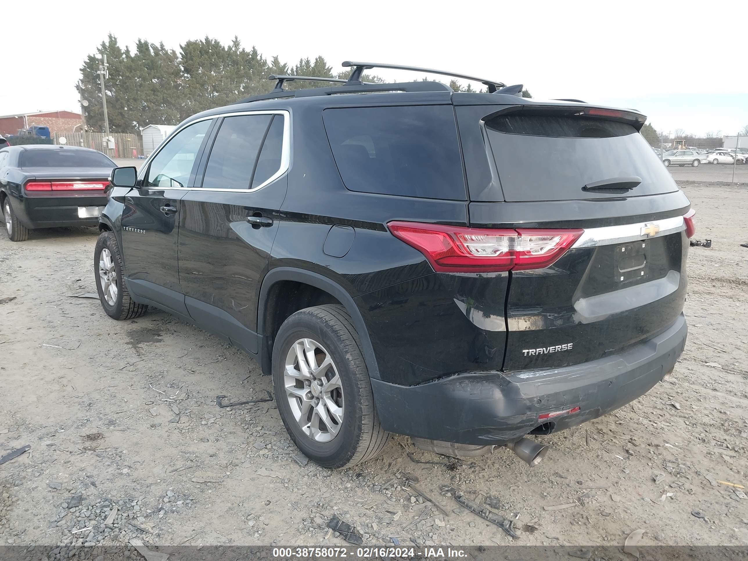 Photo 2 VIN: 1GNERGKW9KJ253344 - CHEVROLET TRAVERSE 