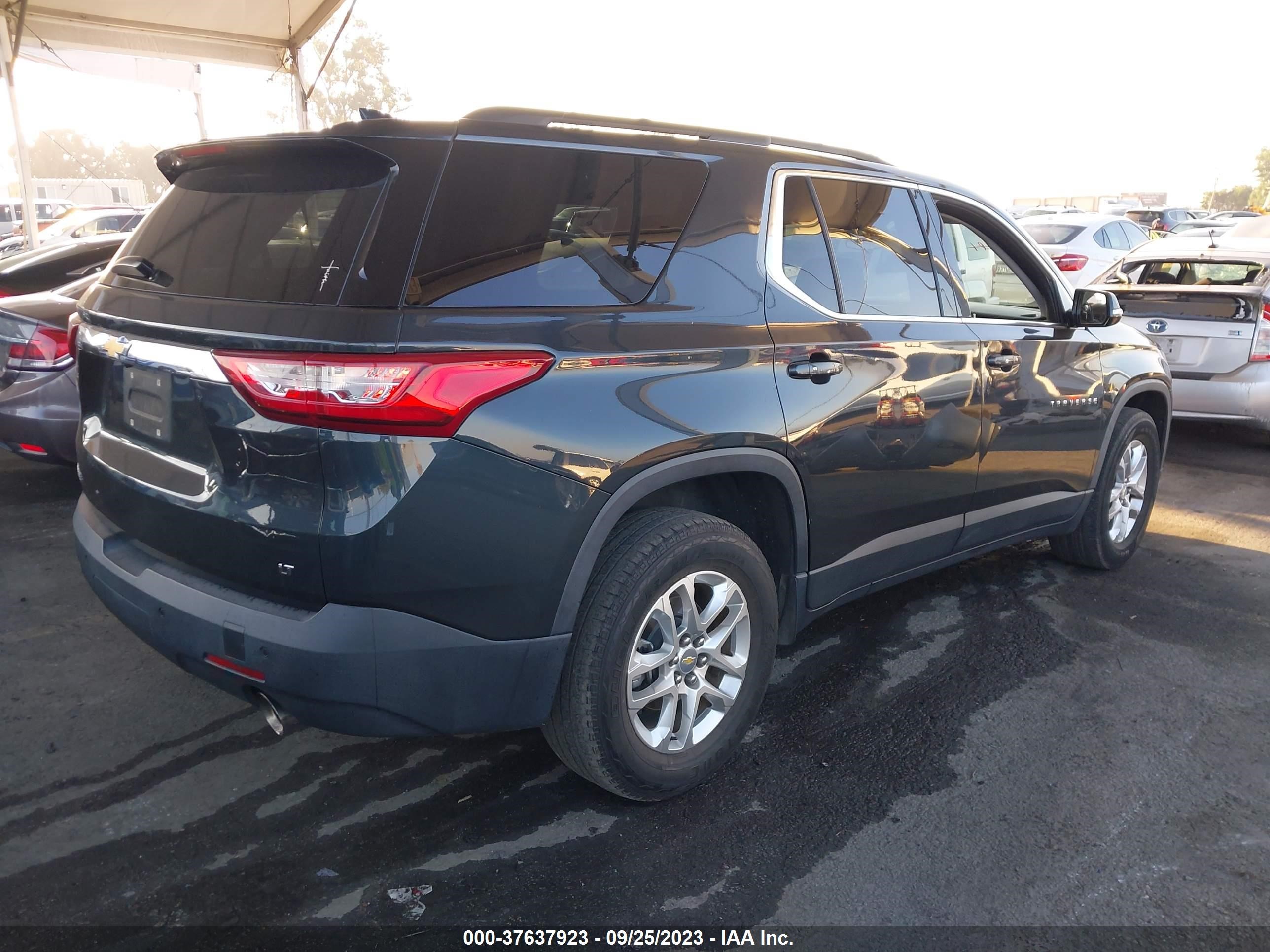 Photo 3 VIN: 1GNERGKW9KJ287610 - CHEVROLET TRAVERSE 