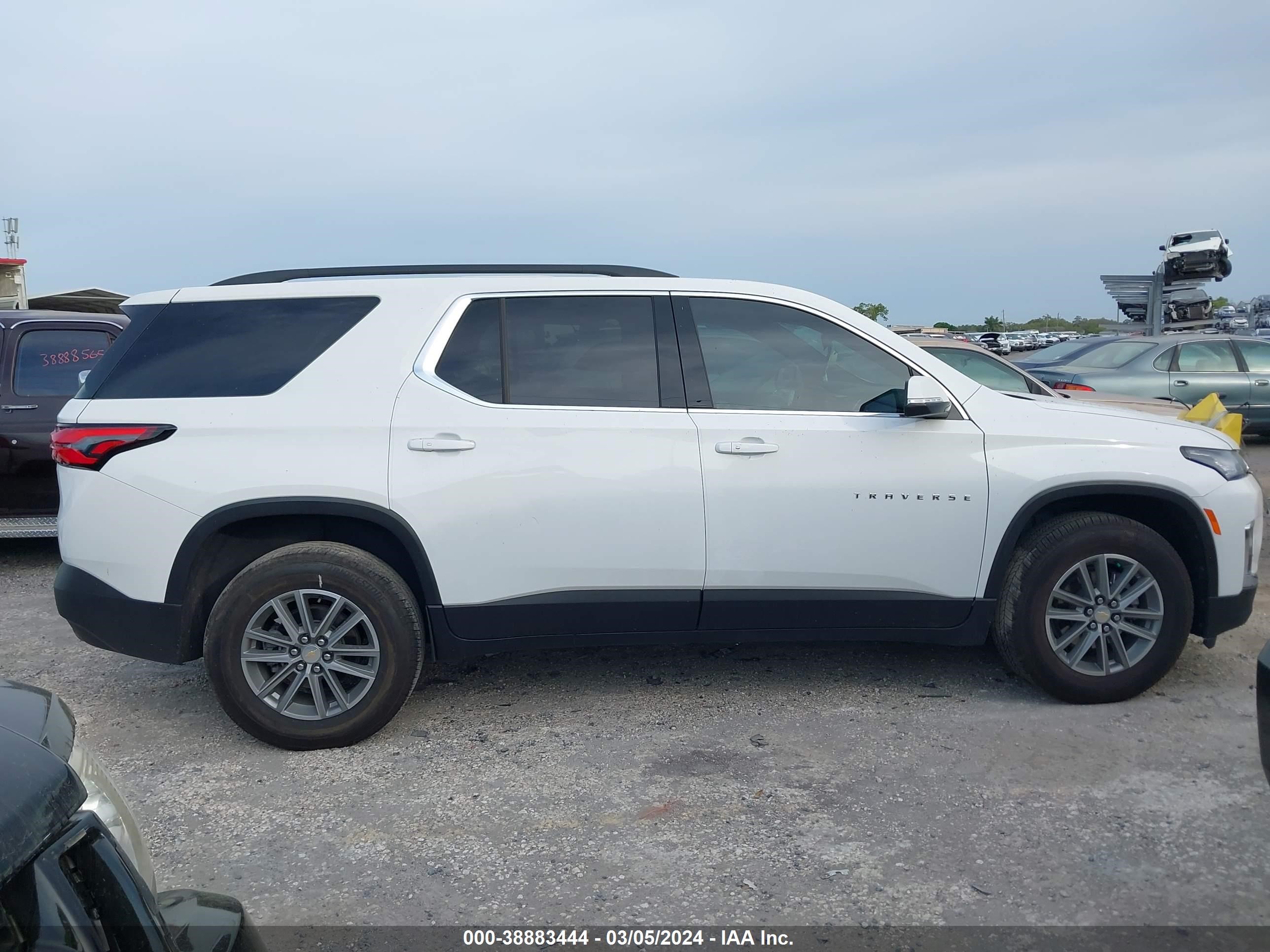 Photo 12 VIN: 1GNERGKW9PJ107016 - CHEVROLET TRAVERSE 