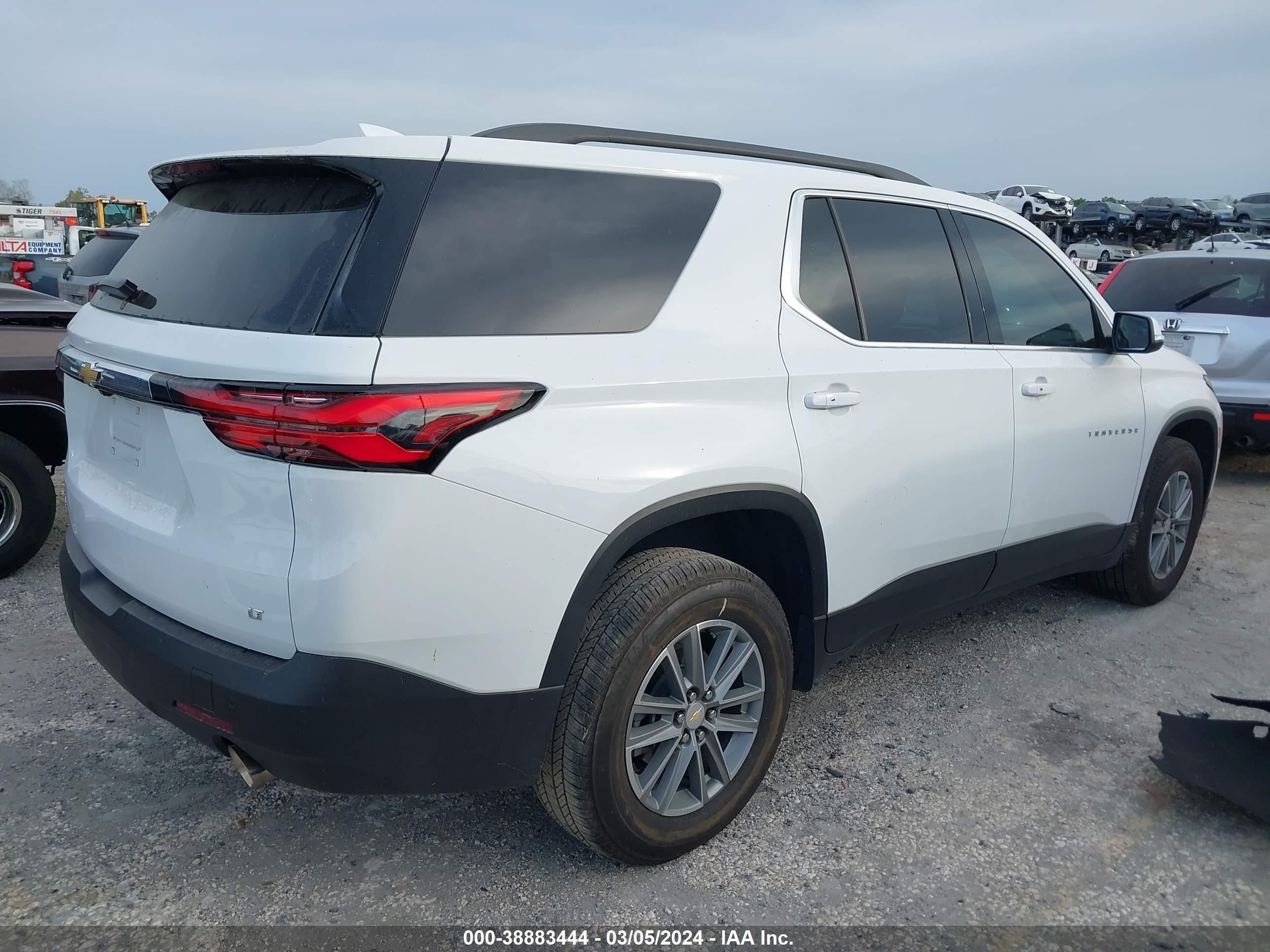 Photo 3 VIN: 1GNERGKW9PJ107016 - CHEVROLET TRAVERSE 