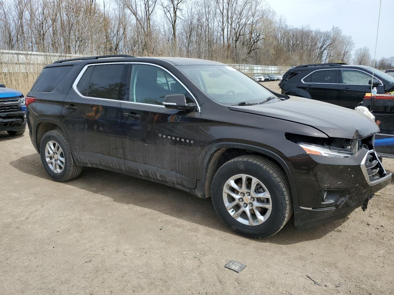 Photo 3 VIN: 1GNERGKWXKJ164835 - CHEVROLET TRAVERSE 