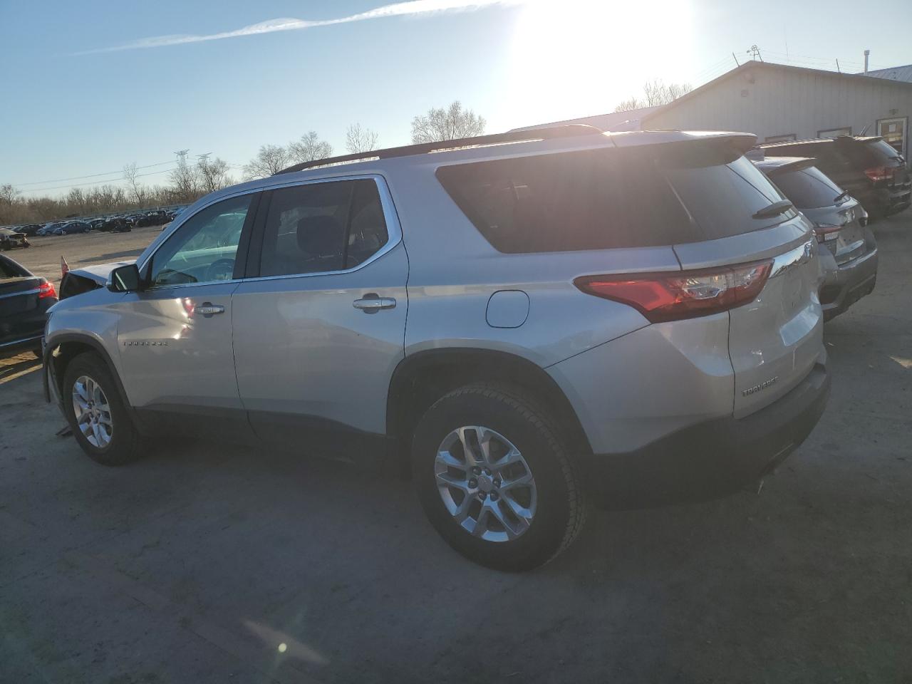 Photo 1 VIN: 1GNERGKWXMJ184473 - CHEVROLET TRAVERSE 