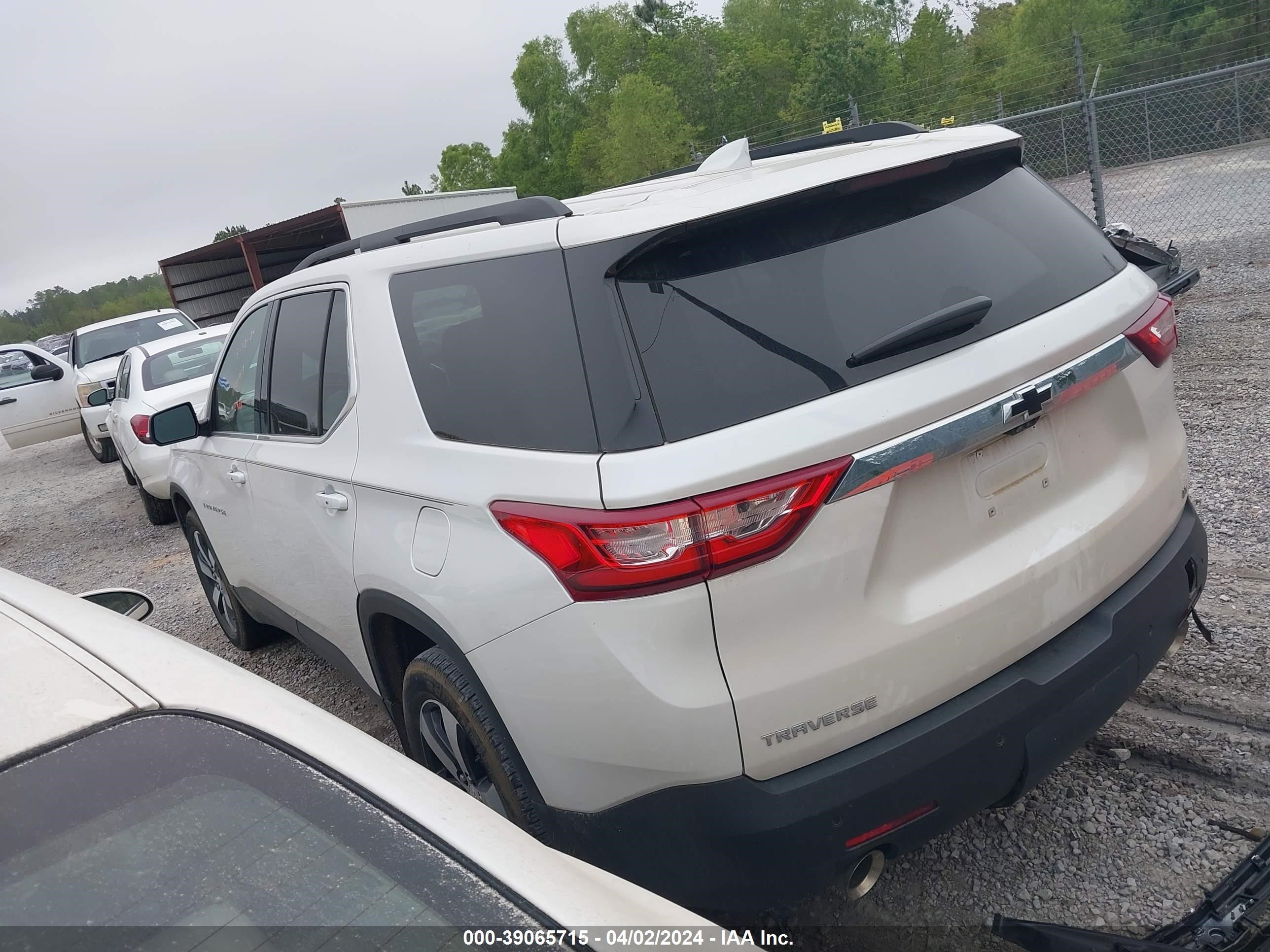 Photo 2 VIN: 1GNERHKW0MJ114986 - CHEVROLET TRAVERSE 