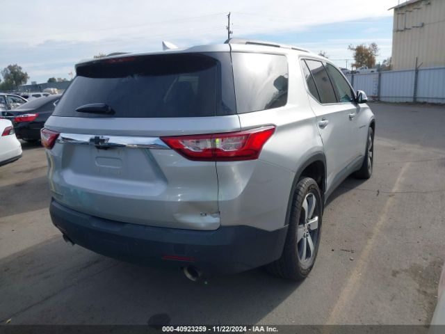 Photo 3 VIN: 1GNERHKW1KJ204001 - CHEVROLET TRAVERSE 