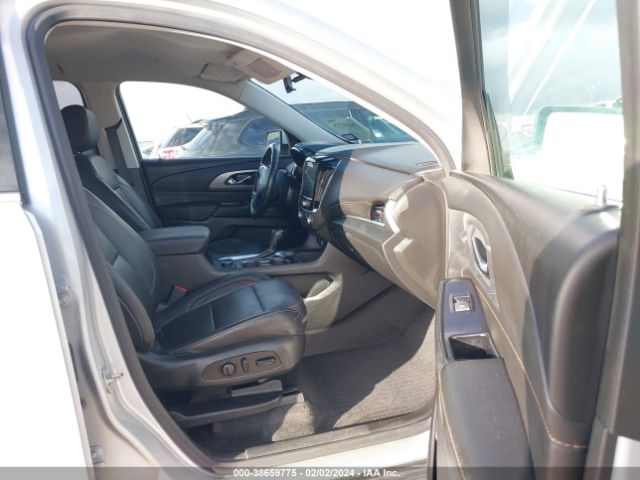 Photo 4 VIN: 1GNERHKW2KJ240604 - CHEVROLET TRAVERSE 