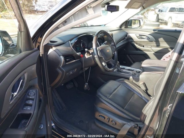 Photo 4 VIN: 1GNERHKW9KJ160815 - CHEVROLET TRAVERSE 