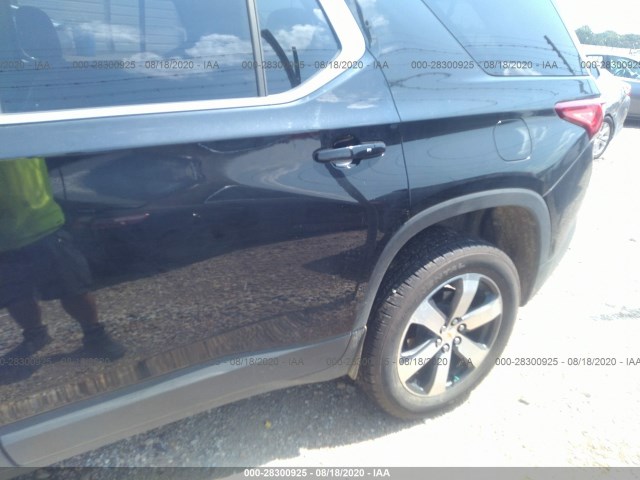 Photo 2 VIN: 1GNERHKW9KJ226571 - CHEVROLET TRAVERSE 