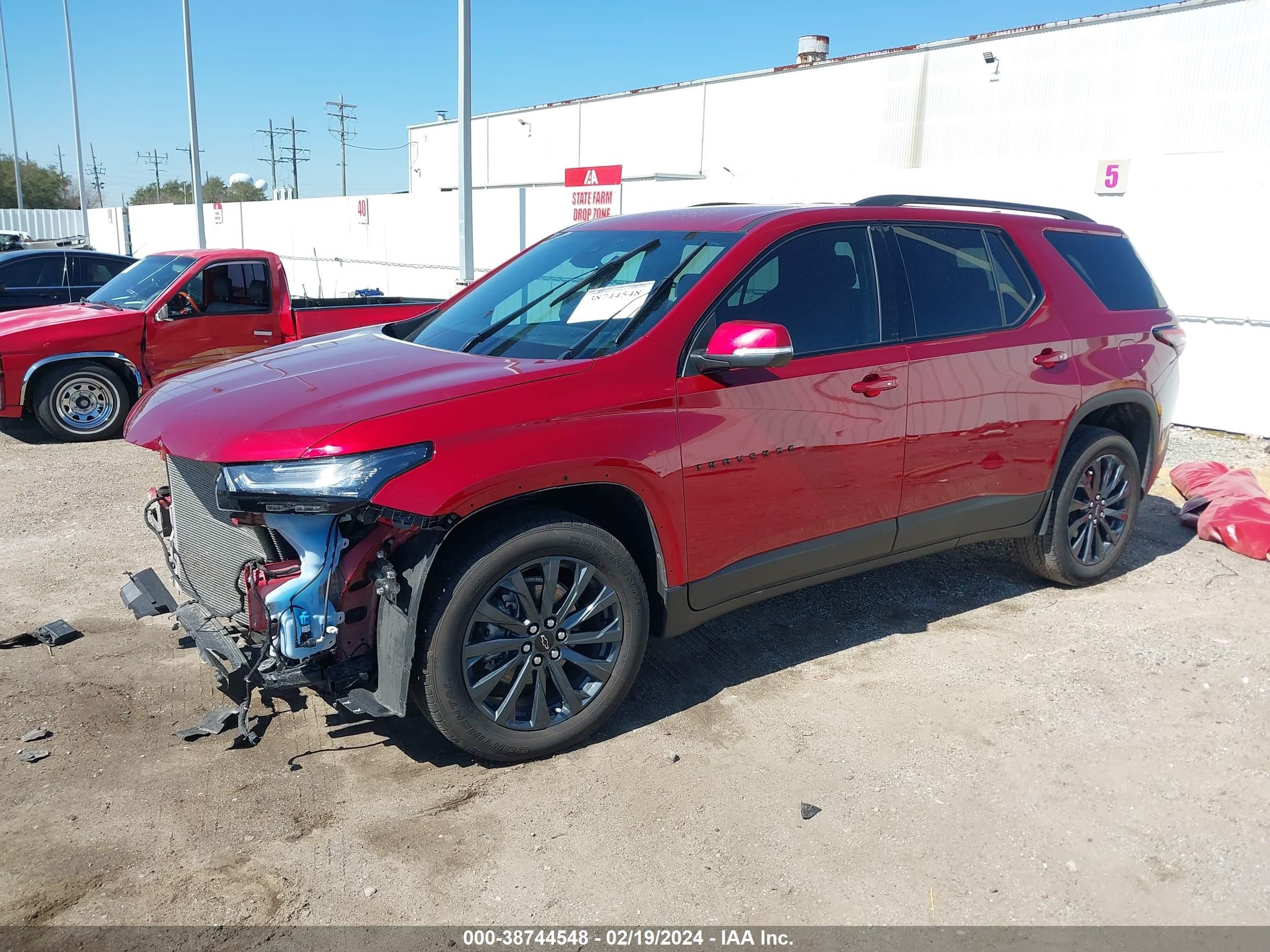 Photo 1 VIN: 1GNERJKW2PJ228435 - CHEVROLET TRAVERSE 