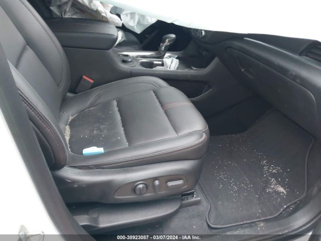 Photo 4 VIN: 1GNERJKW7PJ167700 - CHEVROLET TRAVERSE 