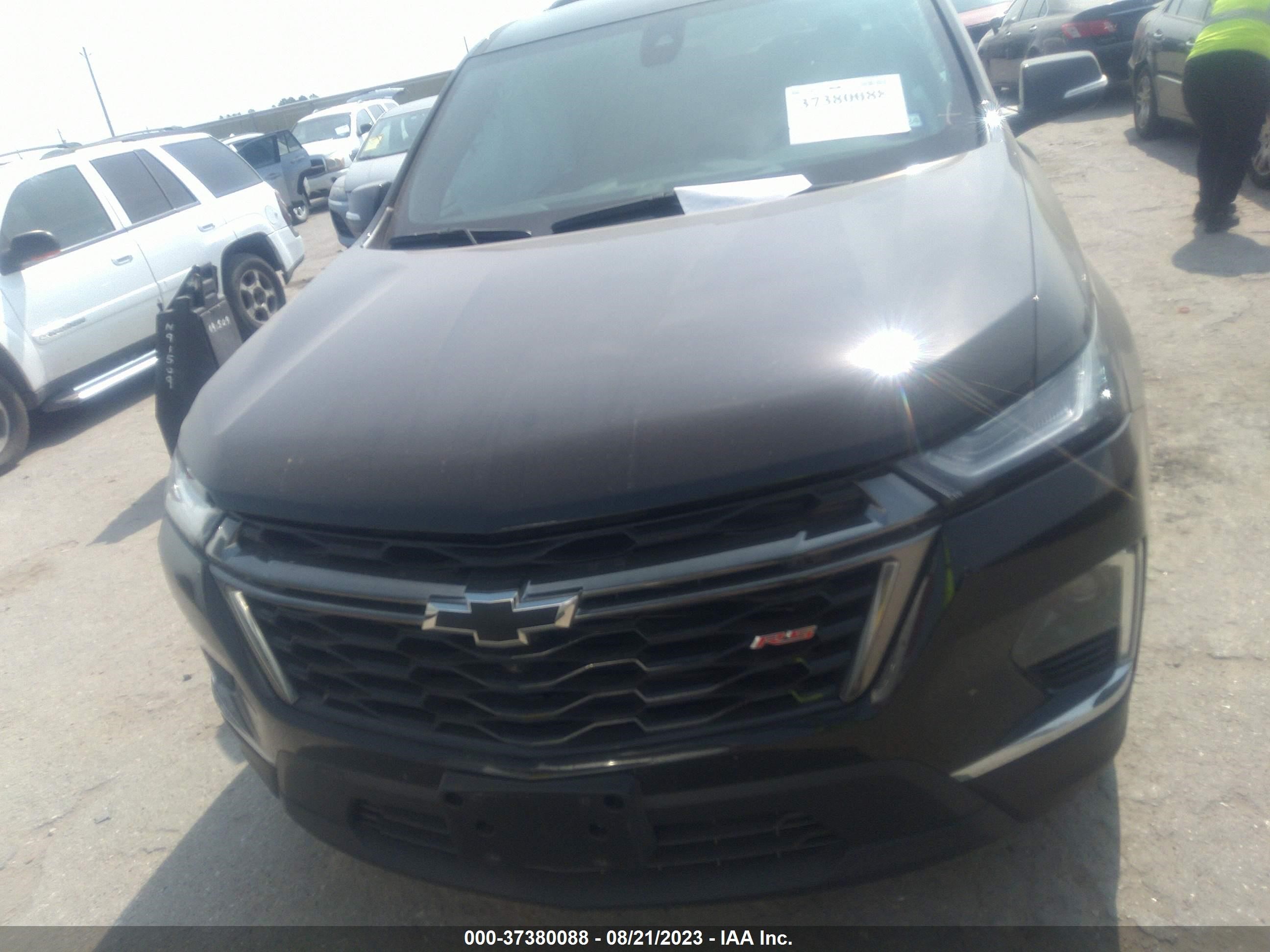 Photo 11 VIN: 1GNERJKW9PJ172915 - CHEVROLET TRAVERSE 