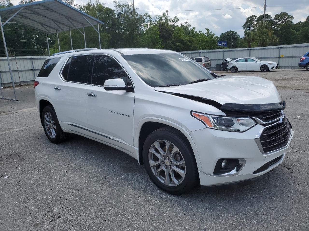 Photo 3 VIN: 1GNERKKW1JJ237530 - CHEVROLET TRAVERSE 