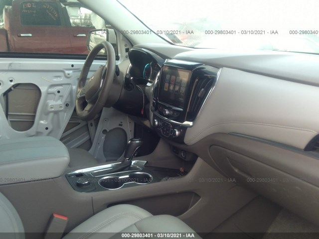 Photo 4 VIN: 1GNERKKW2JJ126405 - CHEVROLET TRAVERSE 