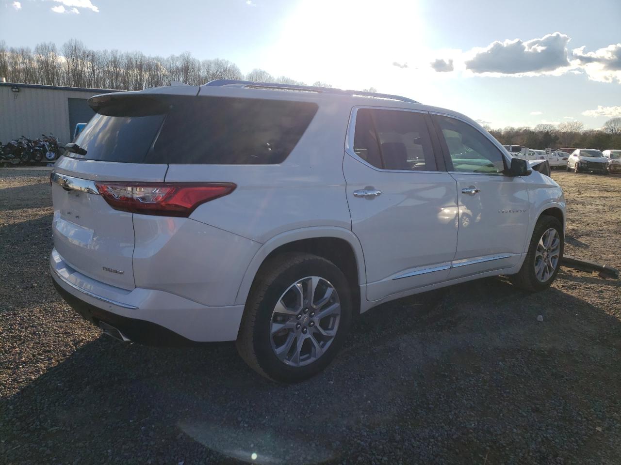 Photo 2 VIN: 1GNERKKW3MJ150622 - CHEVROLET TRAVERSE 