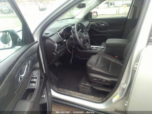 Photo 4 VIN: 1GNERKKW4JJ138362 - CHEVROLET TRAVERSE 