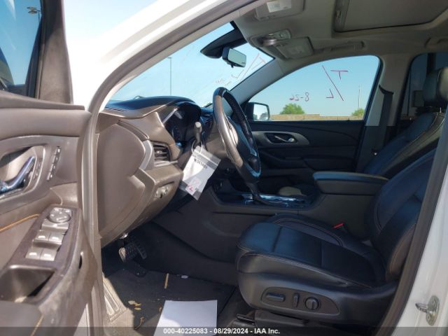 Photo 4 VIN: 1GNERKKW6KJ147937 - CHEVROLET TRAVERSE 