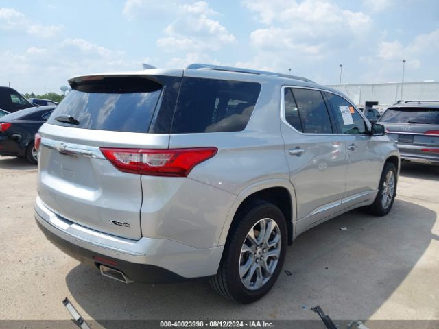 Photo 3 VIN: 1GNERKKW8JJ239212 - CHEVROLET TRAVERSE 