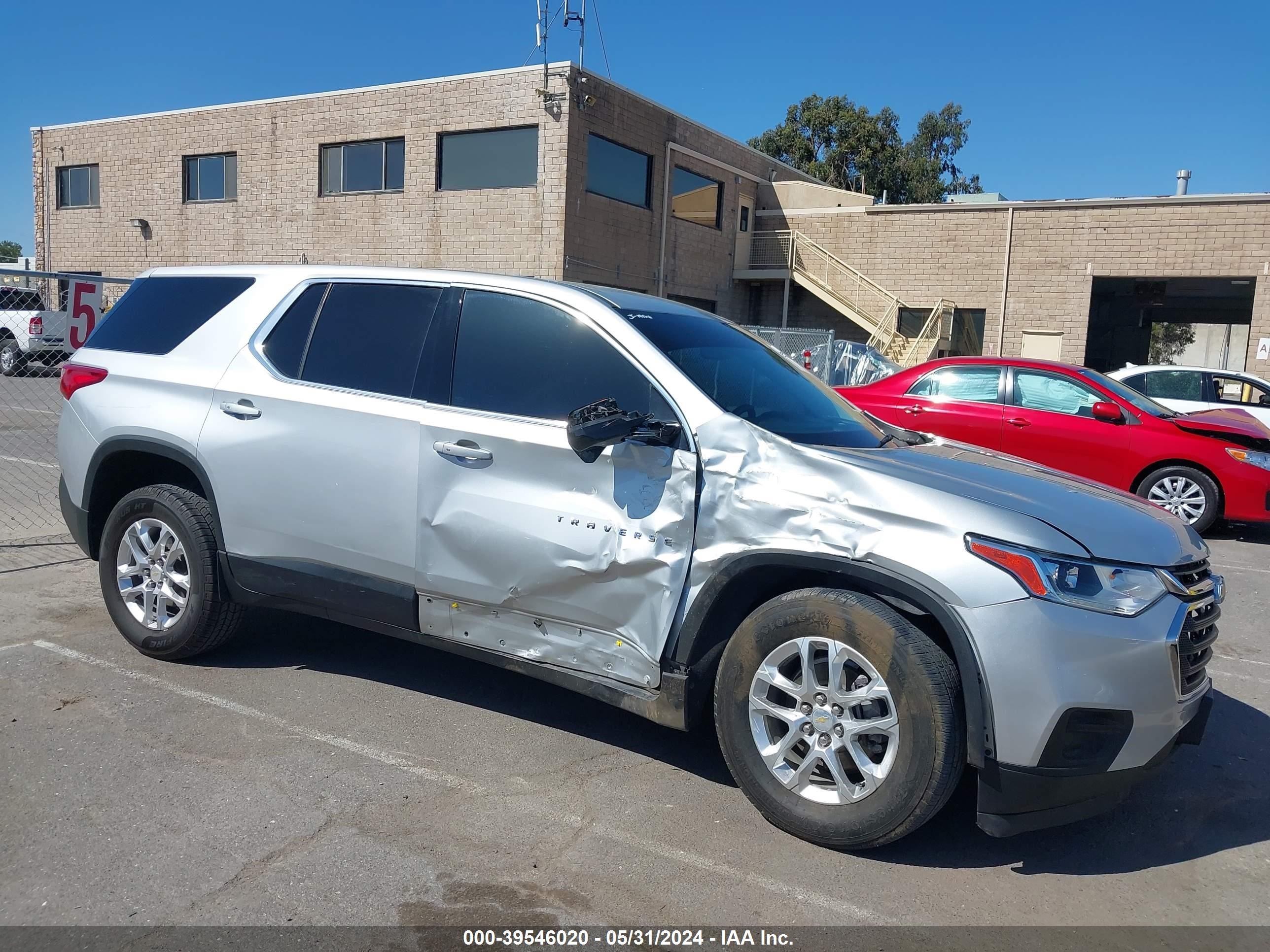 Photo 12 VIN: 1GNERLKW9KJ239243 - CHEVROLET TRAVERSE 