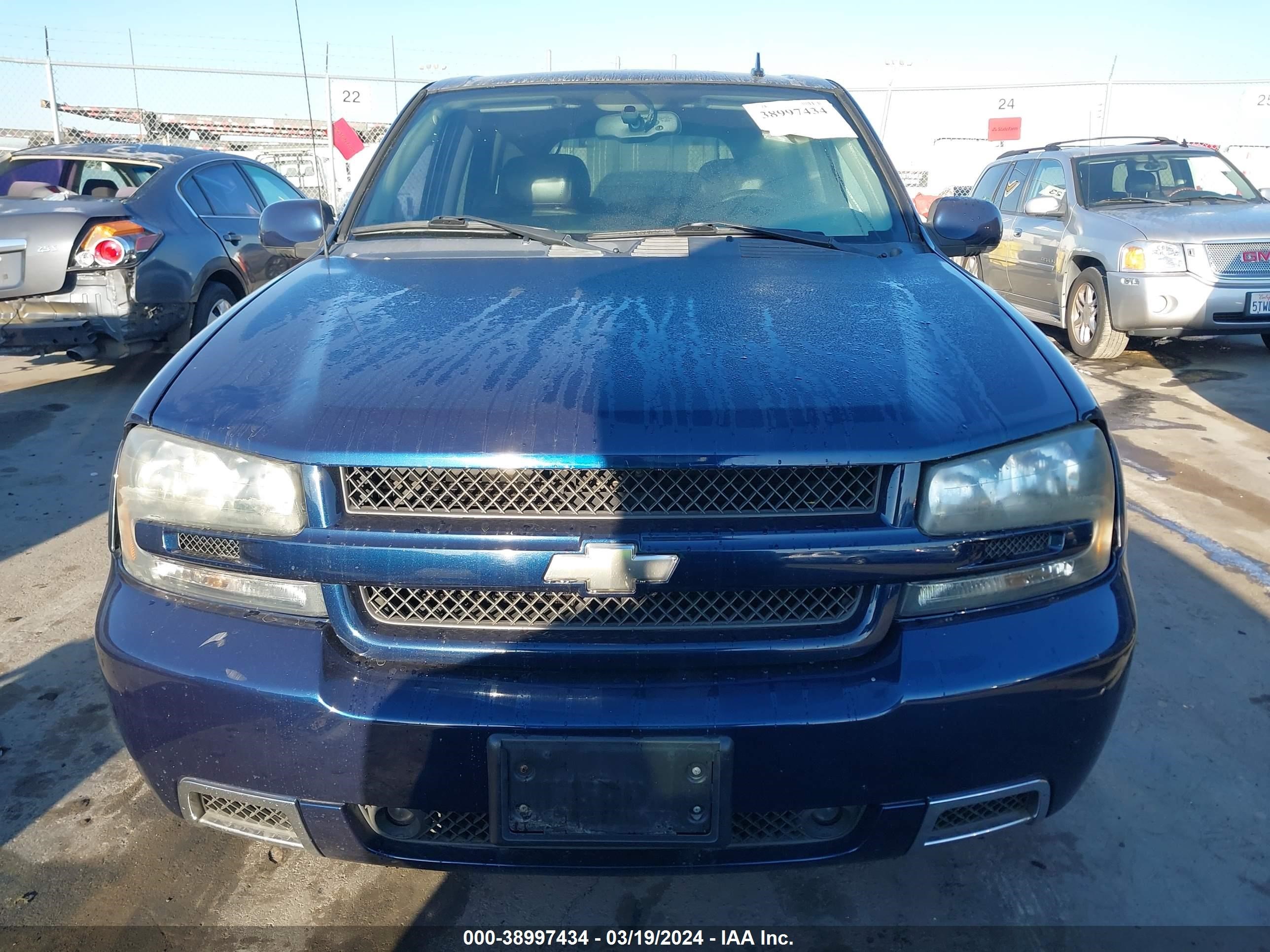 Photo 11 VIN: 1GNES13HX82262560 - CHEVROLET TRAILBLAZER 