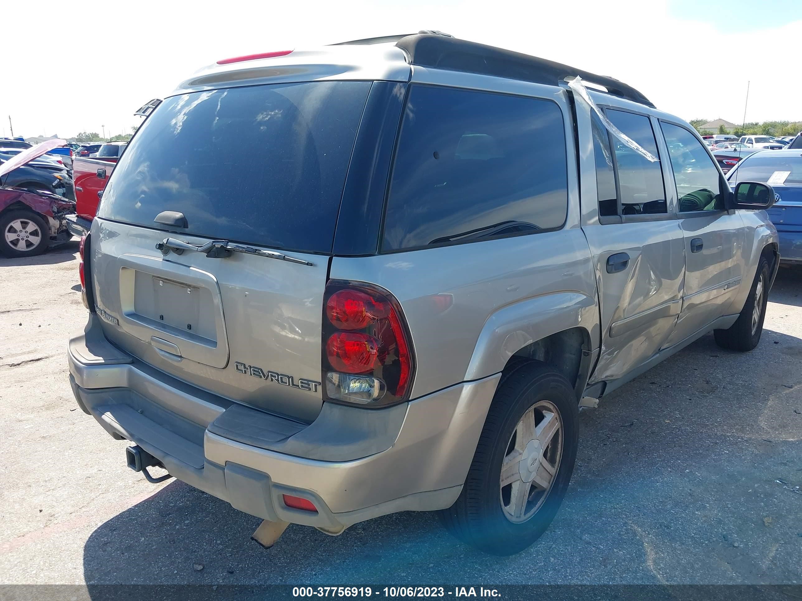 Photo 3 VIN: 1GNES16S036186999 - CHEVROLET TRAILBLAZER 