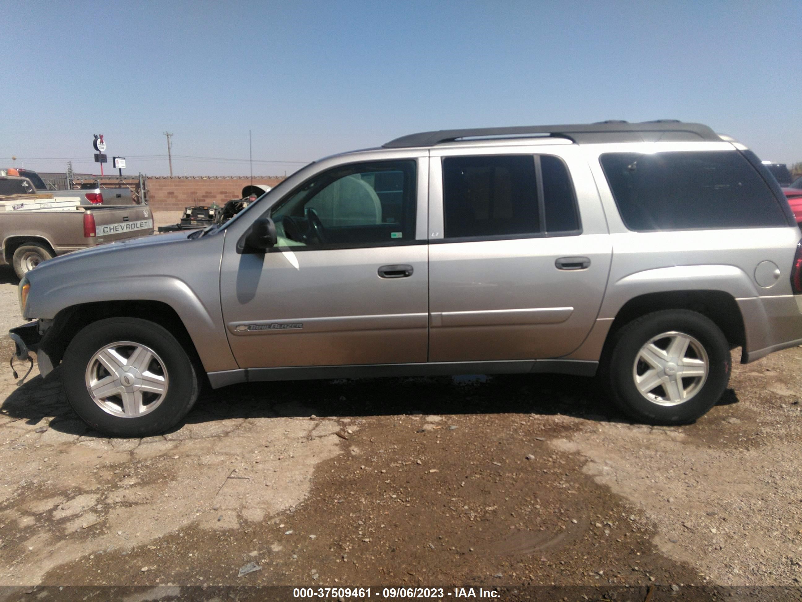 Photo 13 VIN: 1GNES16S136209027 - CHEVROLET TRAILBLAZER 