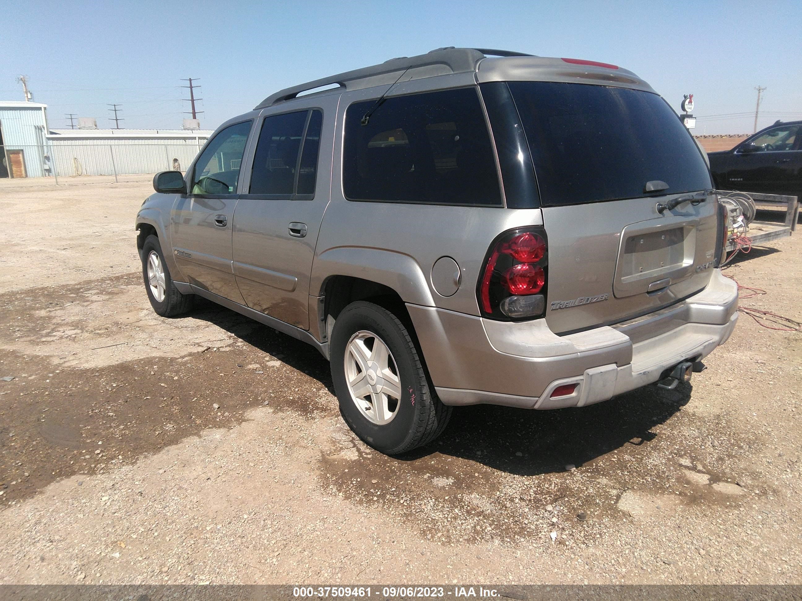 Photo 2 VIN: 1GNES16S136209027 - CHEVROLET TRAILBLAZER 