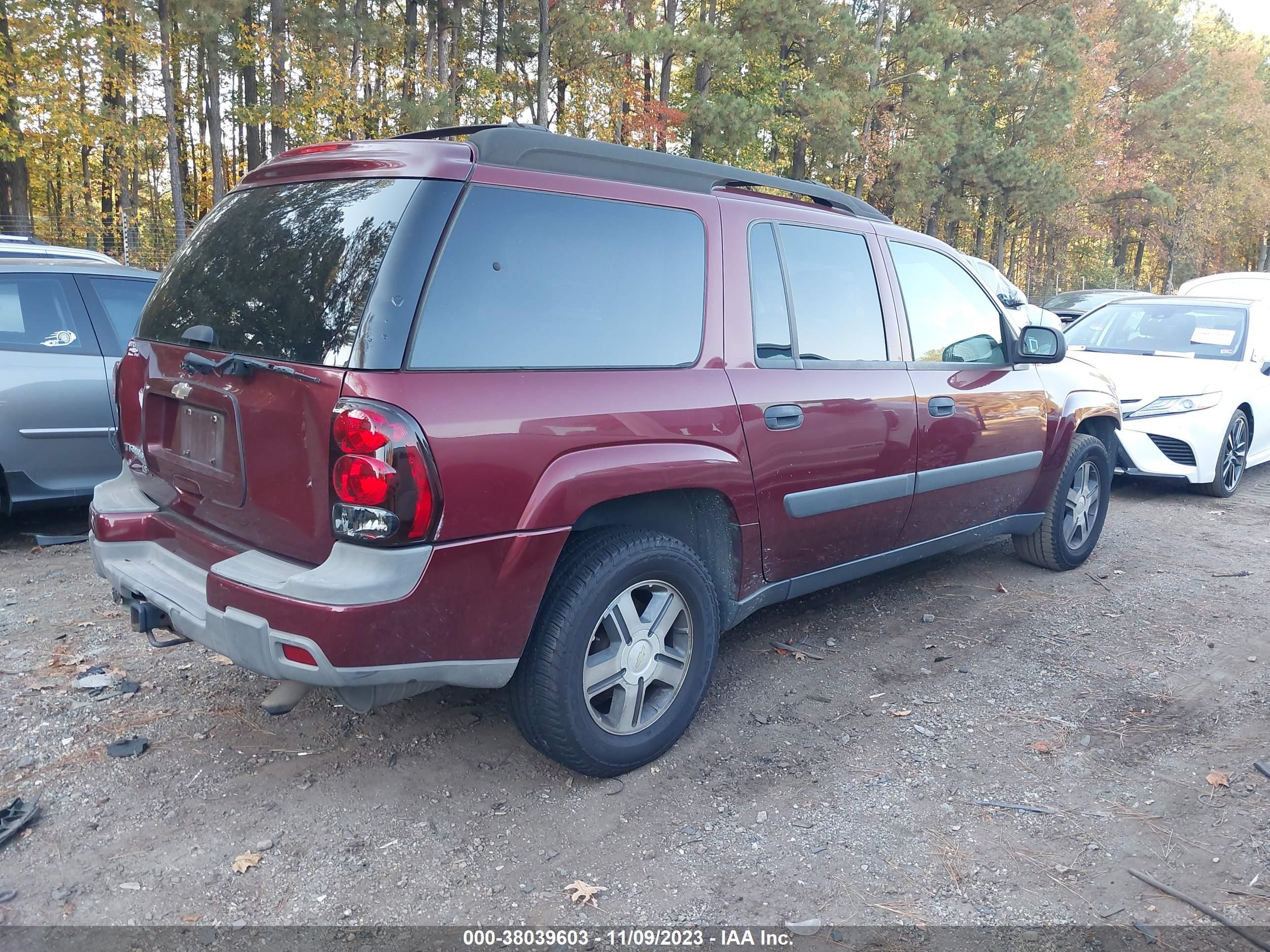 Photo 3 VIN: 1GNES16S156101722 - CHEVROLET TRAILBLAZER 