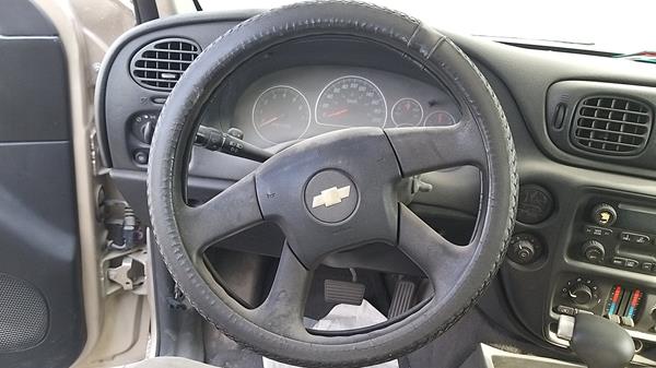 Photo 11 VIN: 1GNES16S156169101 - CHEVROLET TRAILBLAZER 