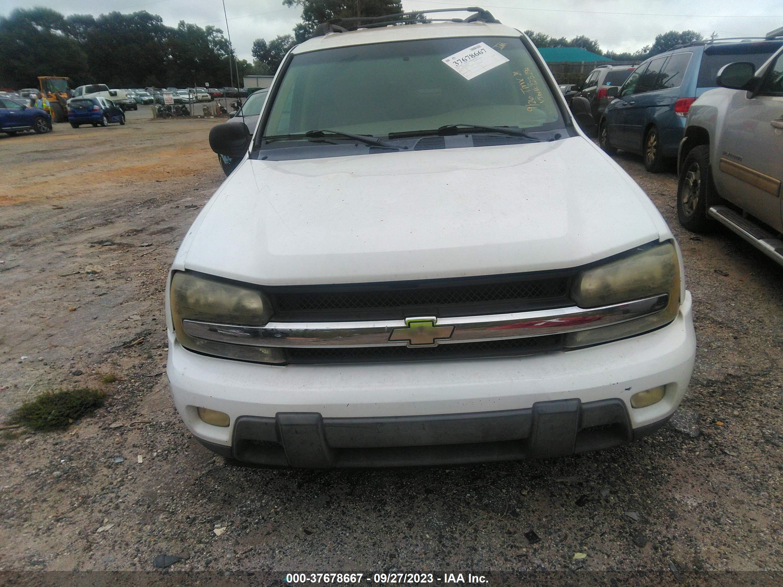 Photo 5 VIN: 1GNES16S446123292 - CHEVROLET TRAILBLAZER 