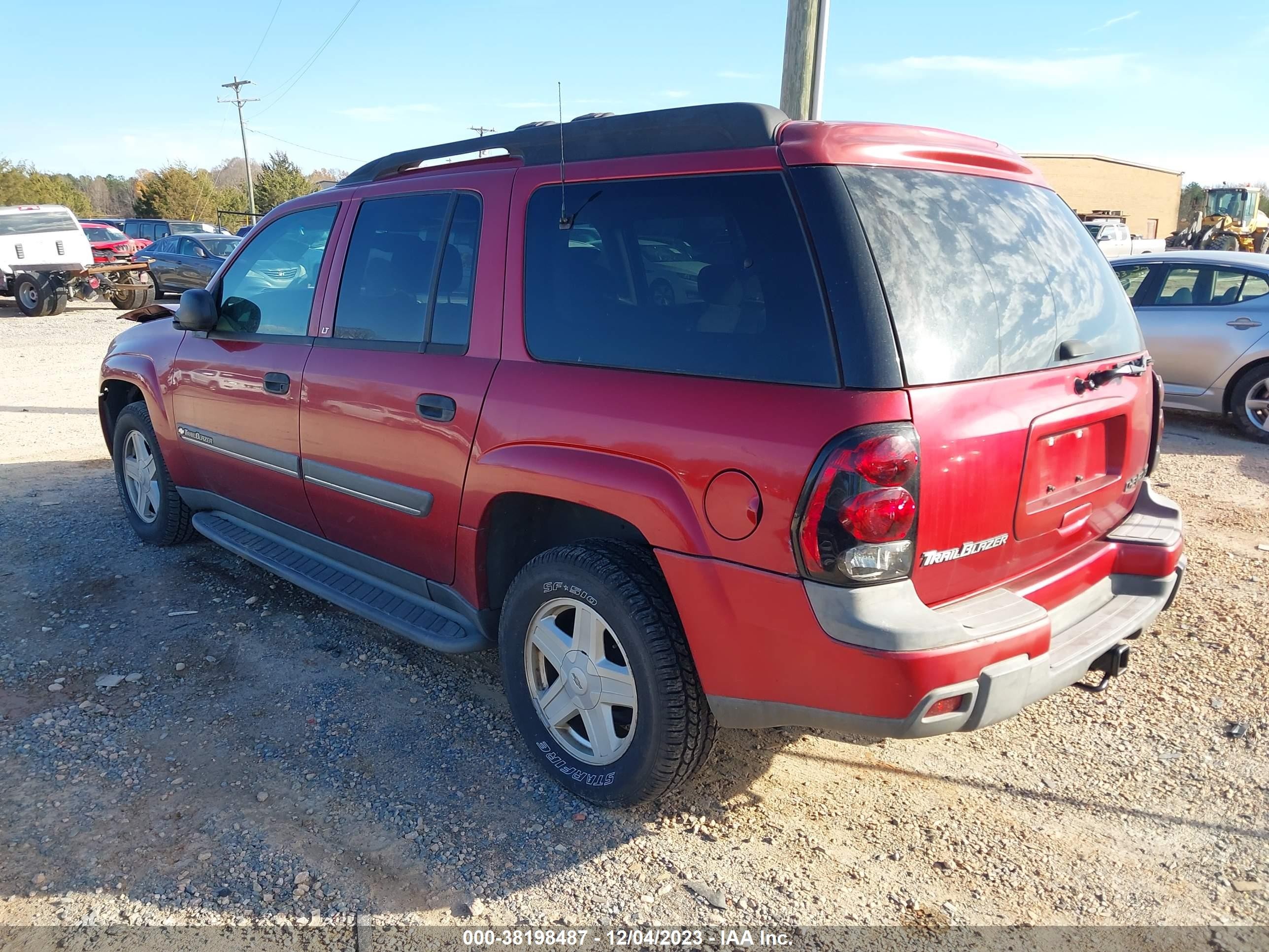 Photo 2 VIN: 1GNES16S626137790 - CHEVROLET TRAILBLAZER 