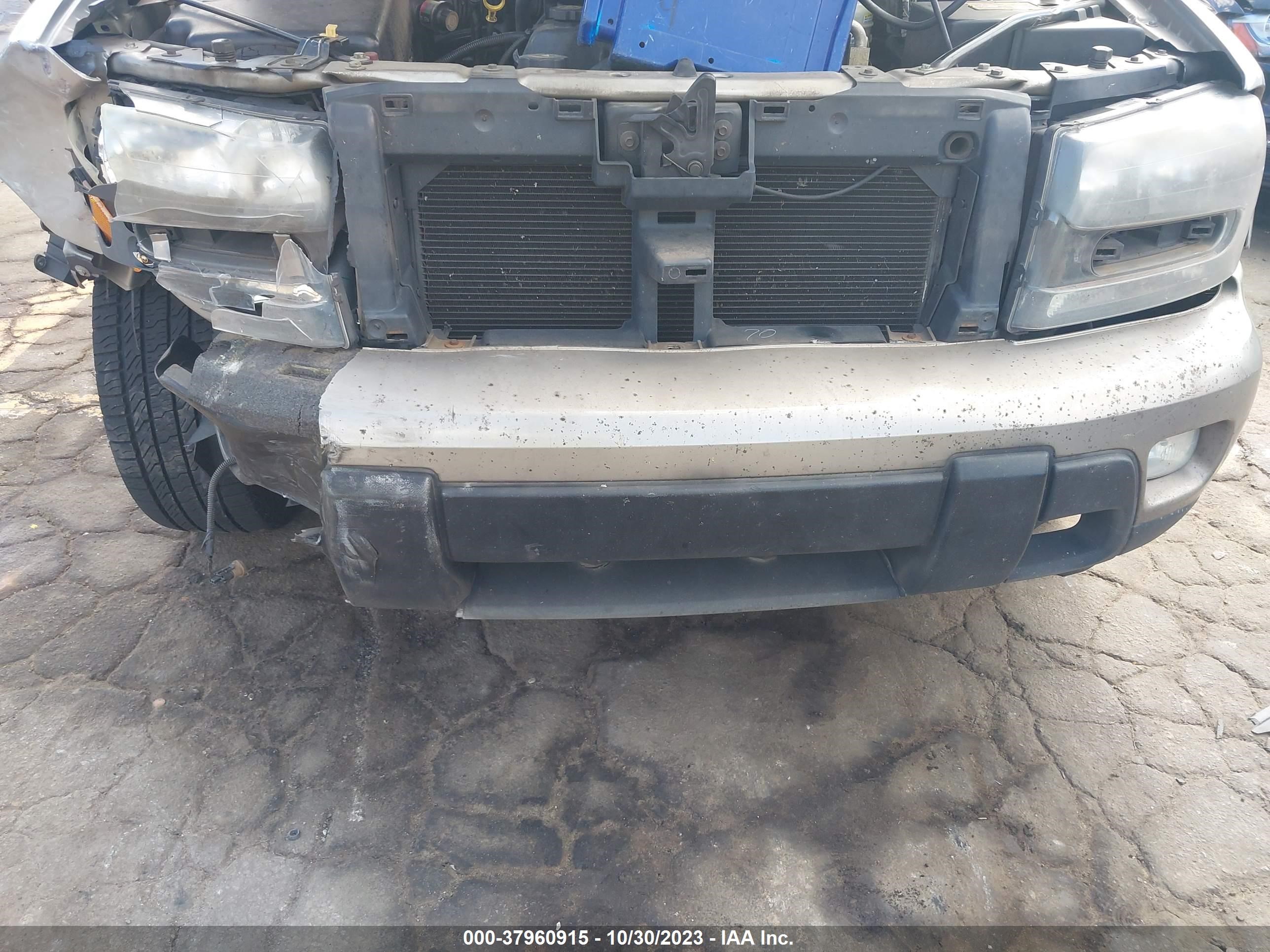 Photo 5 VIN: 1GNES16S726130718 - CHEVROLET TRAILBLAZER 