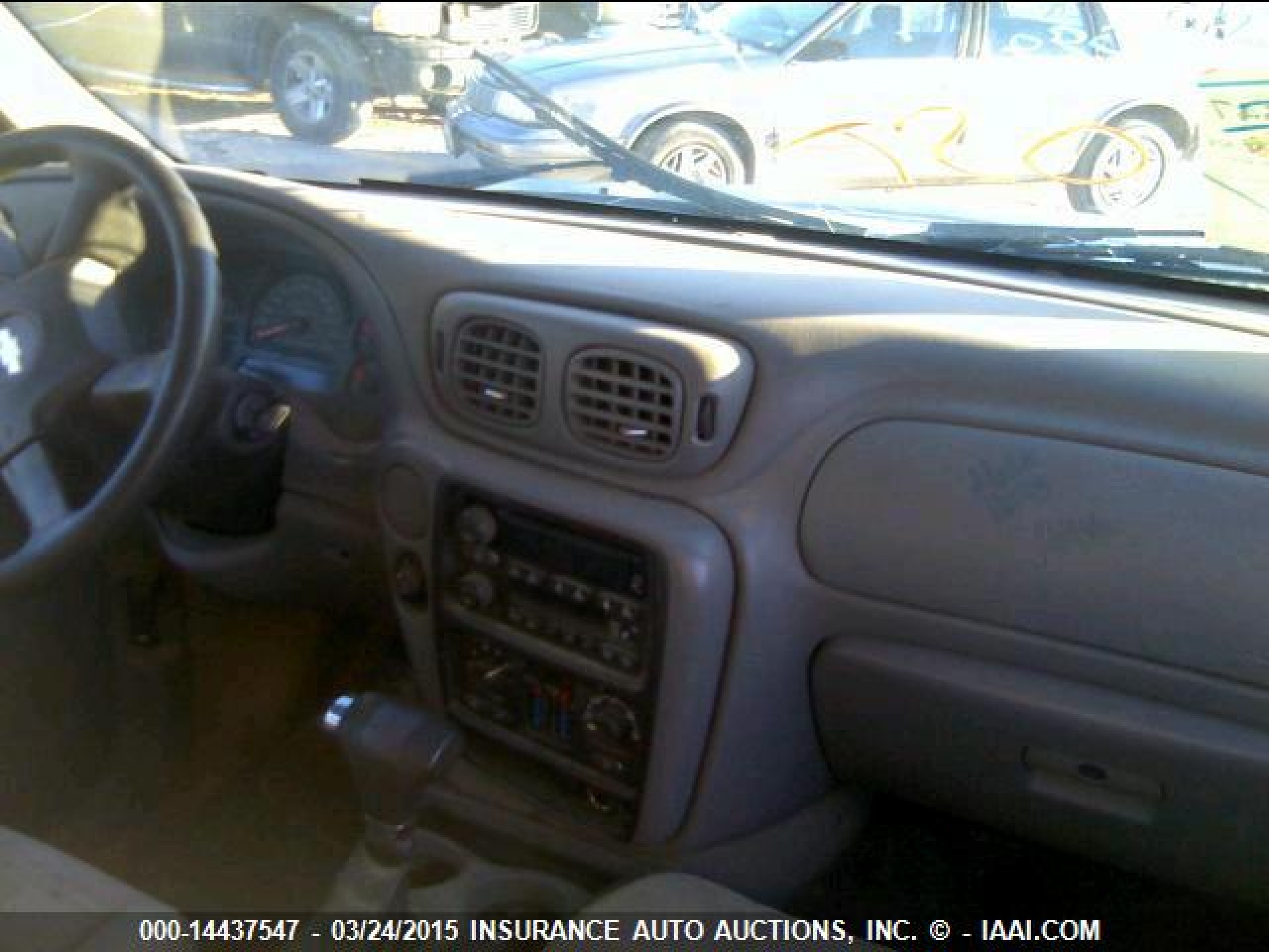 Photo 4 VIN: 1GNES16S866133150 - CHEVROLET TRAILBLAZER 