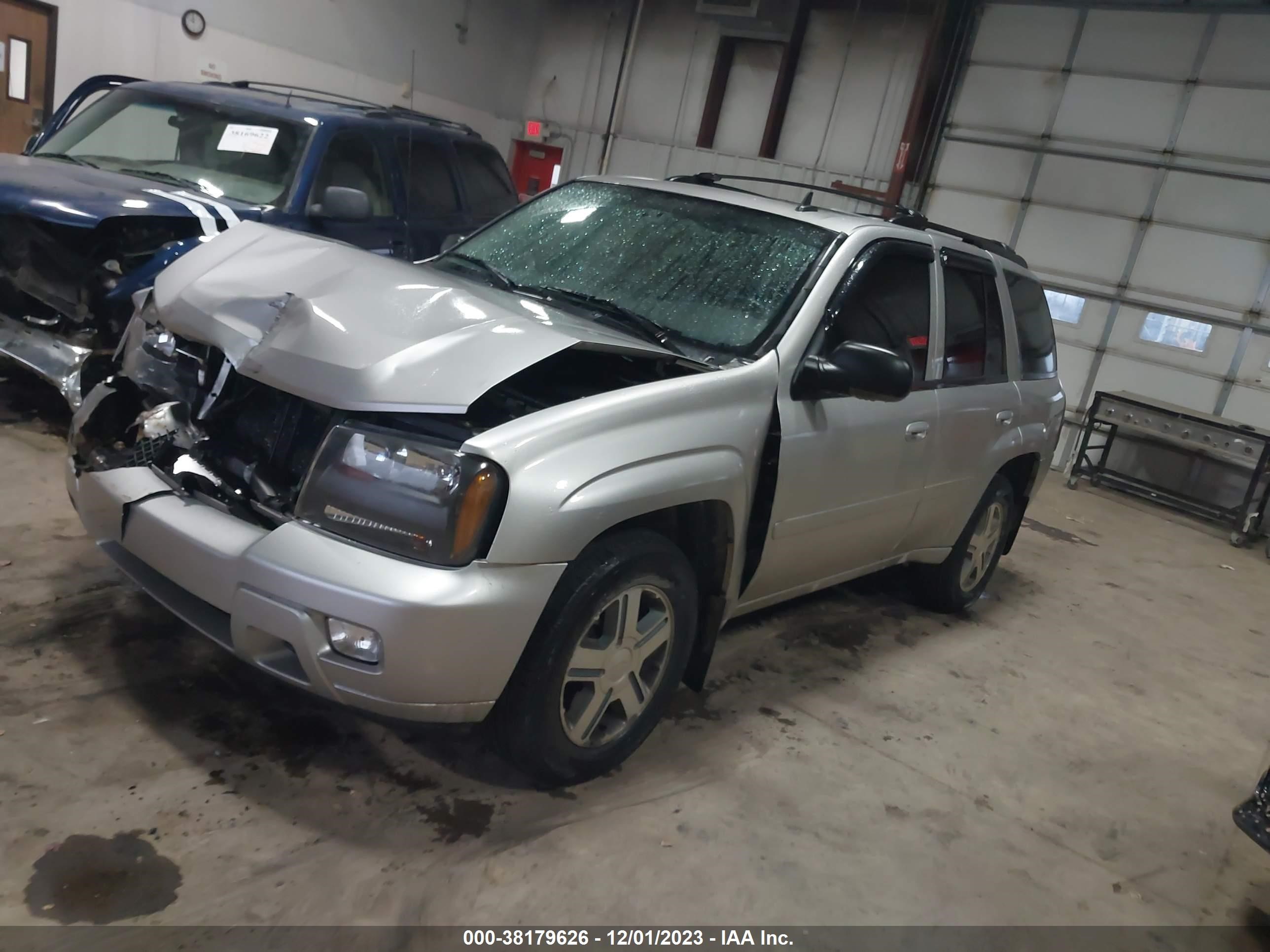 Photo 1 VIN: 1GNET13MX62161848 - CHEVROLET TRAILBLAZER 