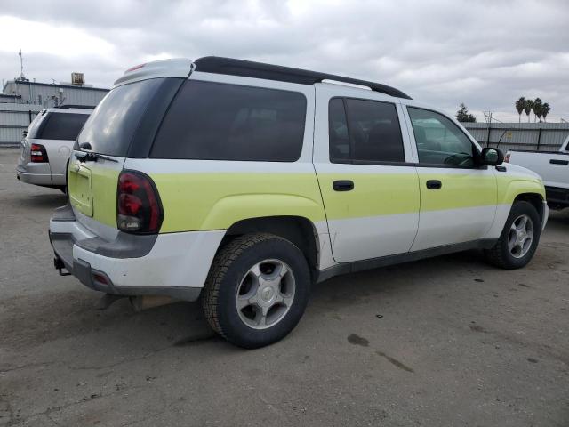 Photo 2 VIN: 1GNET16M556169004 - CHEVROLET TRAILBLAZE 