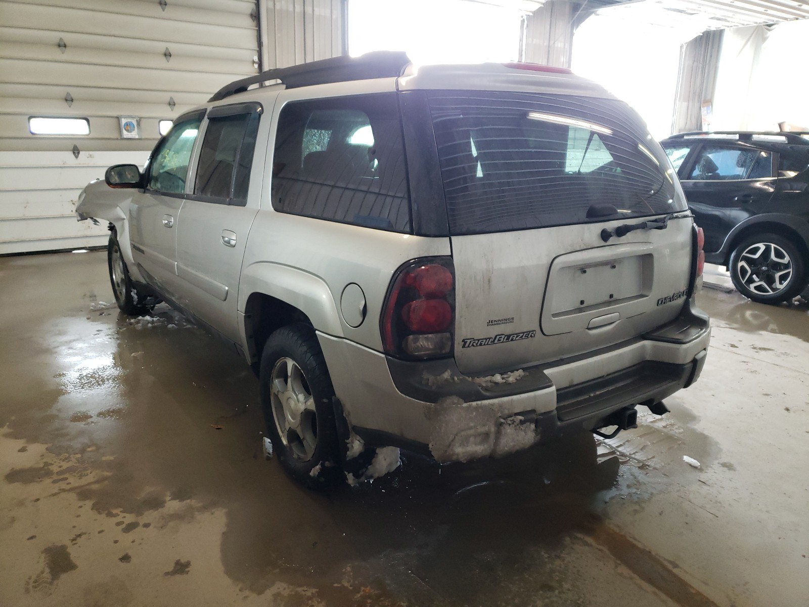 Photo 2 VIN: 1GNET16S046125098 - CHEVROLET TRAILBLAZE 